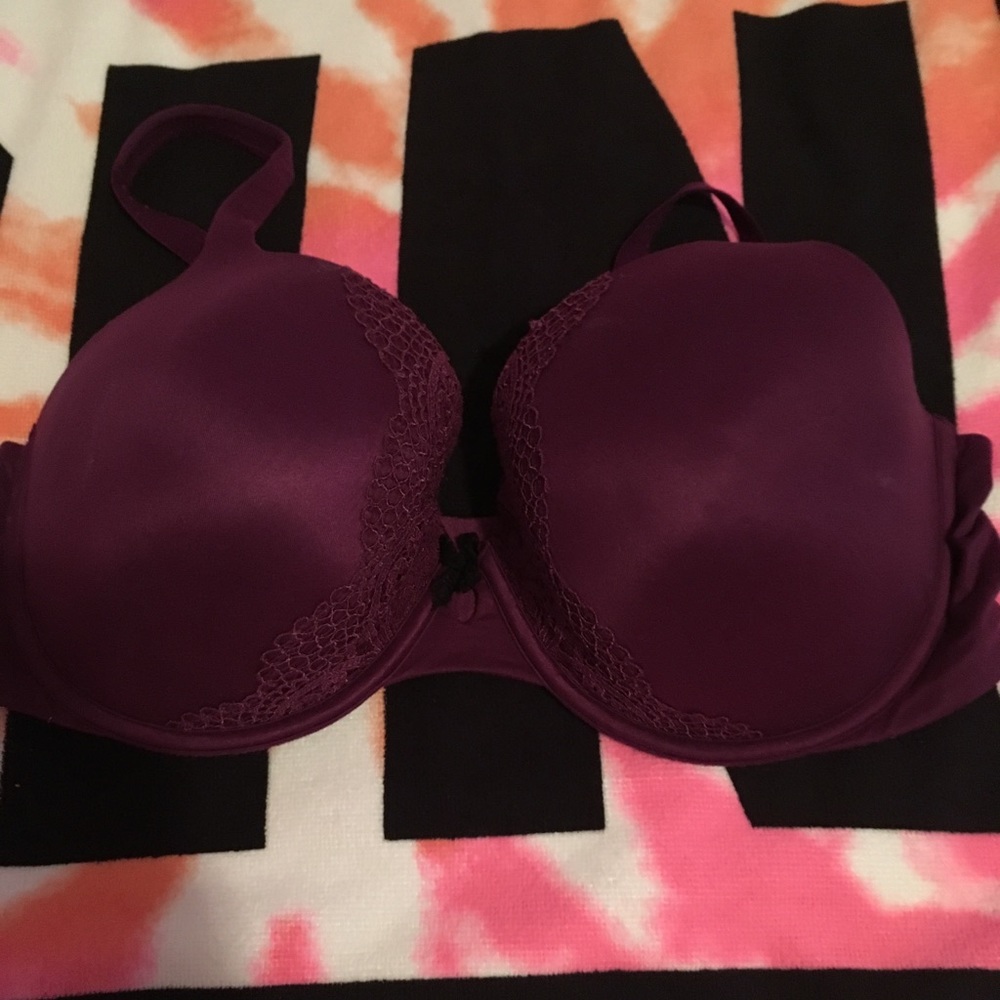Victoria secret body by Victoria secret 38DDD